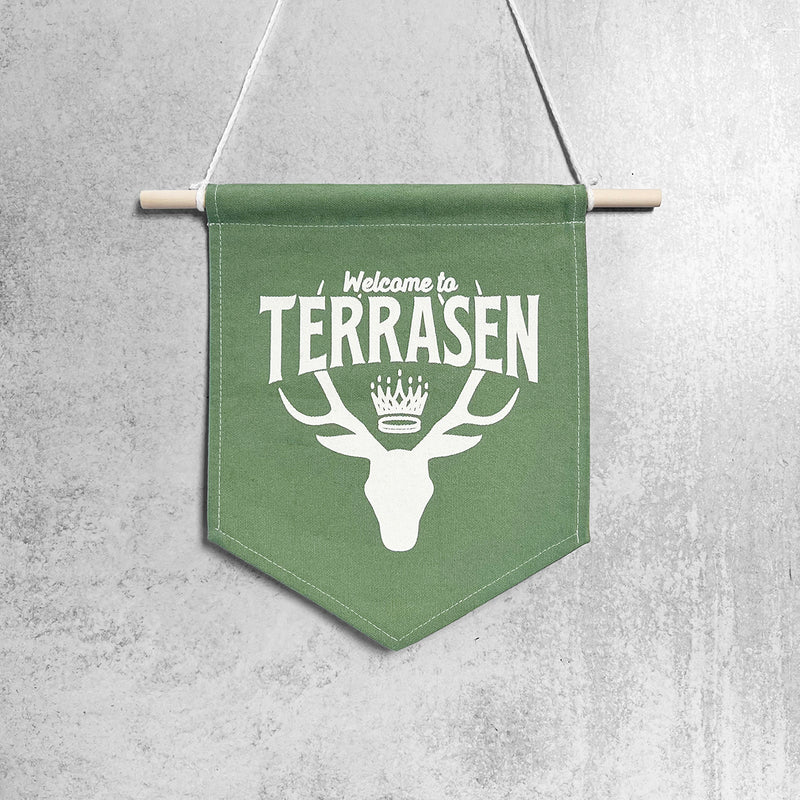 TERRASEN Colorful Hand Dyed Pin Banner